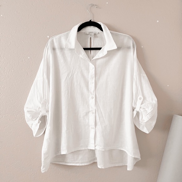 Forever 21 Tops - Forever21 Button Down Shirt Women size Small White Long Sleeve Light Collar Top